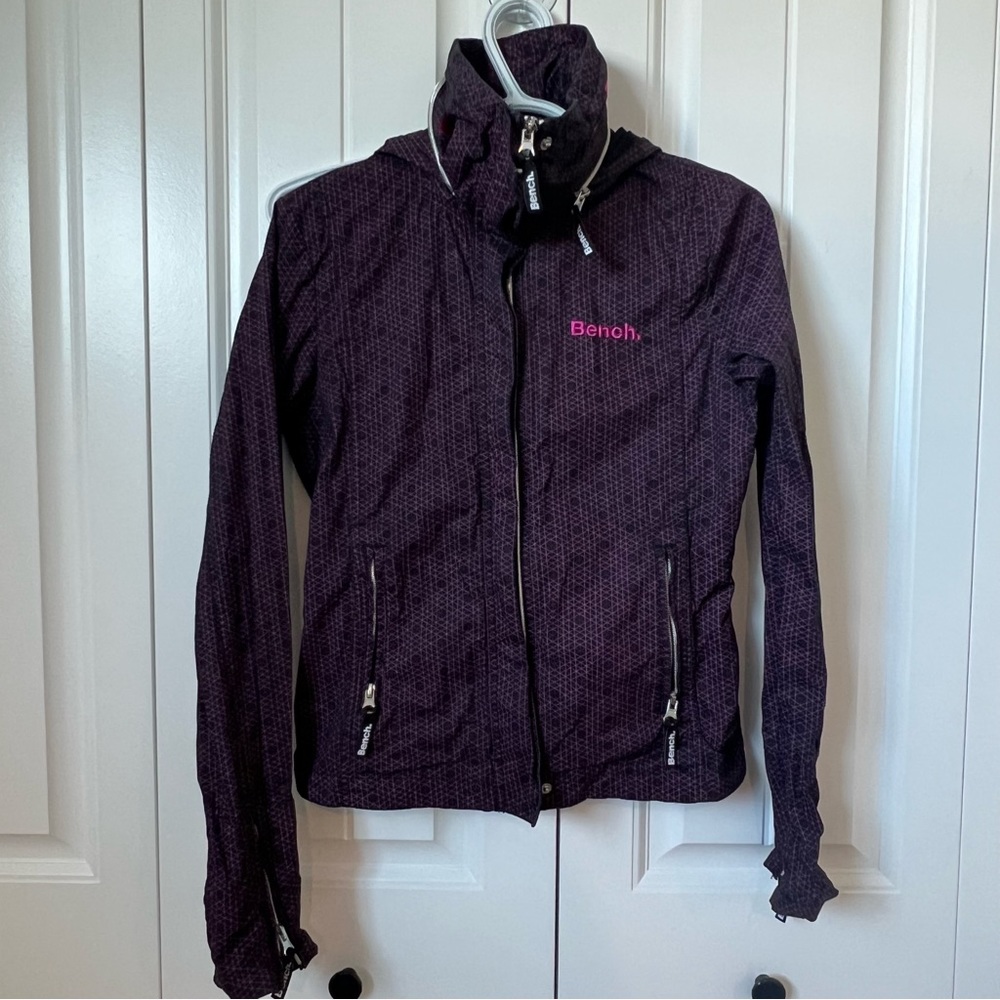 Ladies Size Medium EUC Purple Bench Zip Up Jacket - Picture 1 of 4
